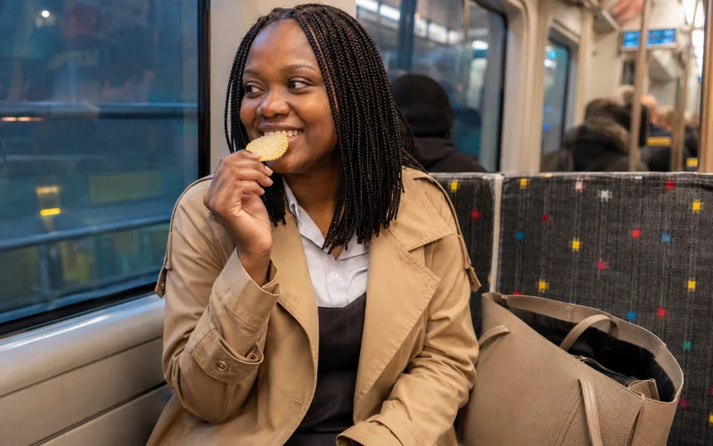 Customer enjoying Cinnamon Sugar chips