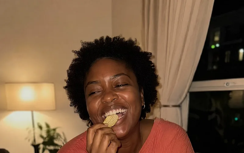 Customer enjoying Salted Caramel chips
